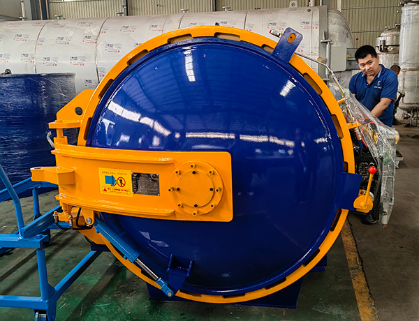 温度均匀热压罐